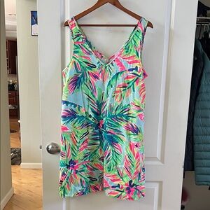Authentic Lilly Pulitzer Dress- Comfy, Cute, Beautiful